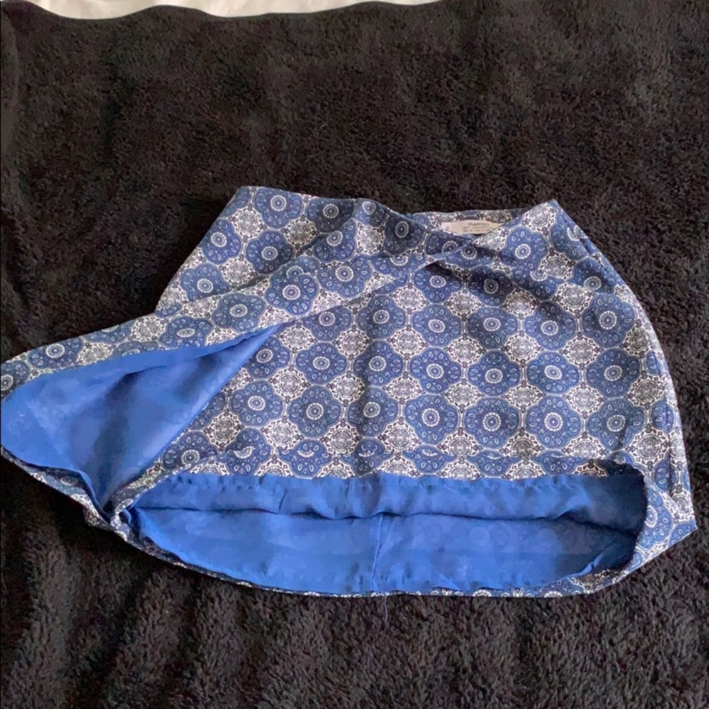 Asymmetrical blue patterned skirt - Picture 4 of 4
